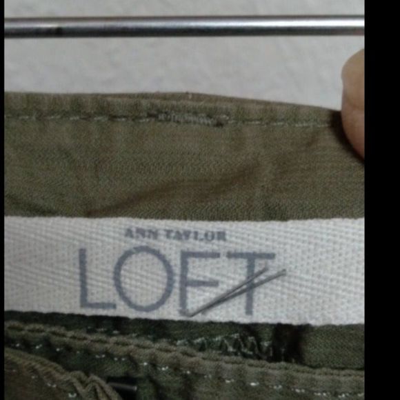 Ann Taylor LOFT Womens 2 Green Capri Mid Rise Tie Leg Pockets - Picture 2 of 2